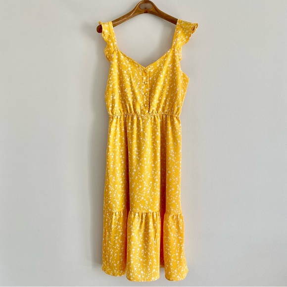BB Dakota Steve Madden Yellow Crepe Flutter Sleeve Dress Size Small - Picture 1 of 6